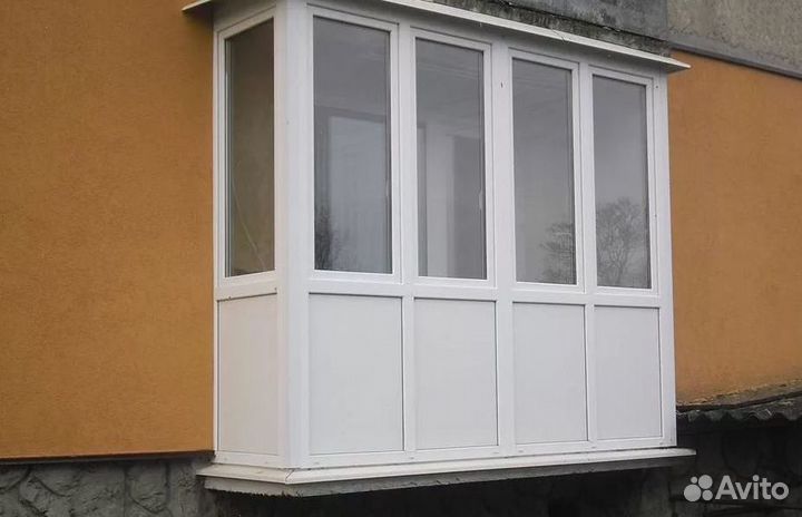 Остекление балкона 3050 на 1420 пластиковое