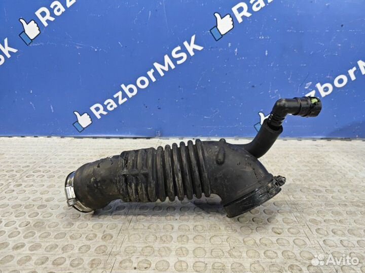 Патрубок воздушного фильтра Mazda Cx 7