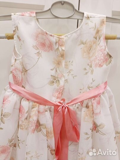 Платье на девочку