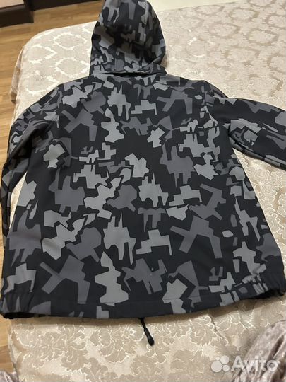 Куртка на мальчика р.146