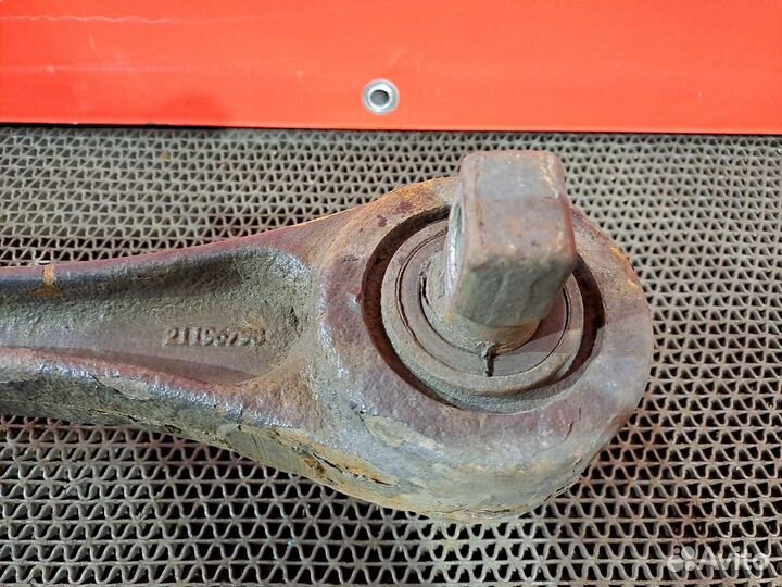 Тяга реактивная Volvo FH, Volvo FM