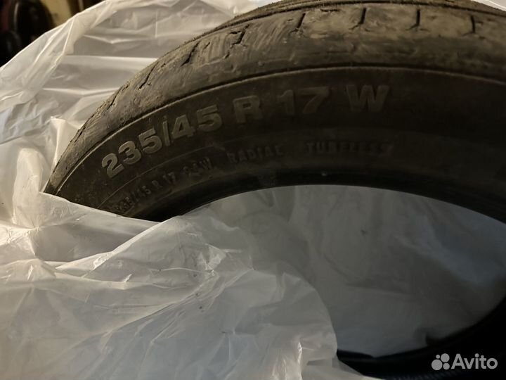 Continental ContiCrossContact AT 235/45 R17