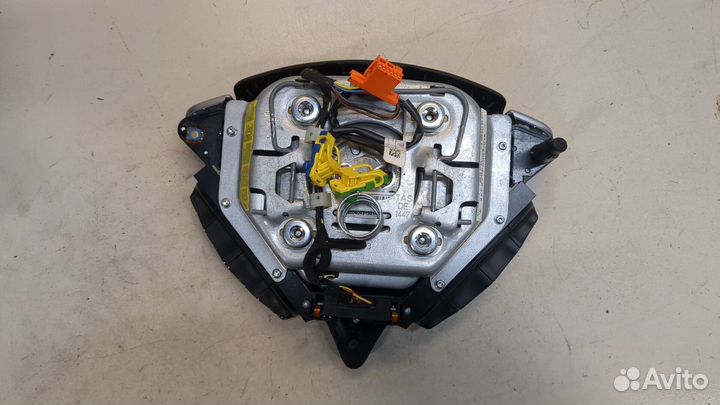 Подушка безопасности водителя Porsche Cayenne