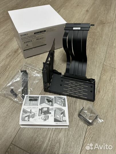 Райзер кабель pcie 4.0 с креплением Lian li новый