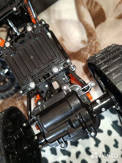 Гидроход-амфибия на радиоуправлении