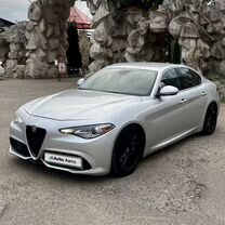 Alfa Romeo Giulia 2.0 AT, 2016, 120 000 км, с пробегом, цена 2 249 000 руб.