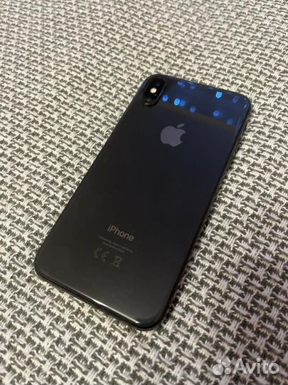 iPhone X, 256 ГБ