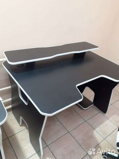 Геймерский игровой стол 120х80 см