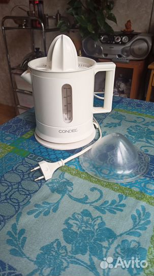 Соковыжималка электрическая для цитрусовых