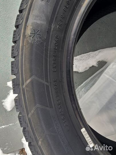 Triangle PL01 215/55 R17 98R