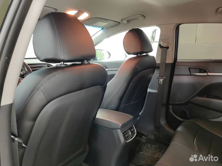 Чехлы на Hyundai Elantra 6