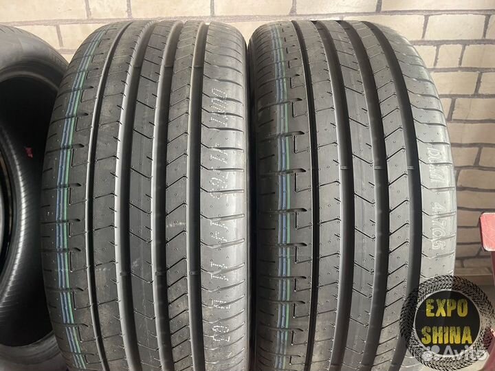 Pirelli P Zero PZ4 275/40 R22