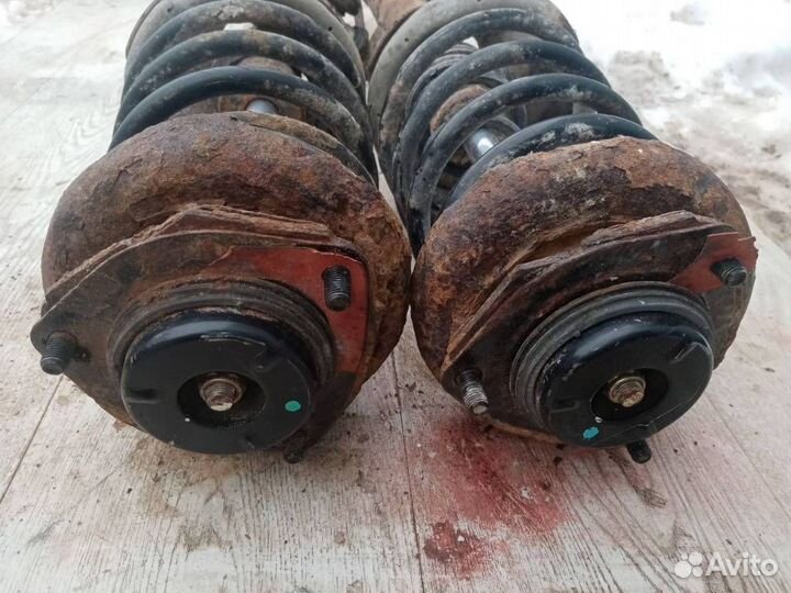 Стойка амортизатора Hyundai Santa Fe (SM) 2004