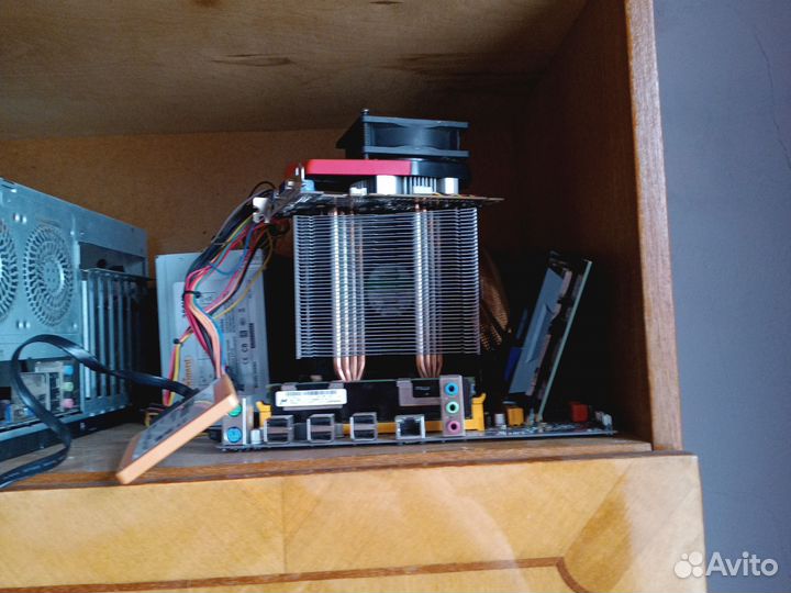 Компьютерные комплектующие читайте описание