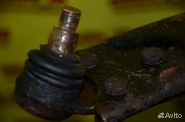 Рычаг передний правый Ford Focus 2