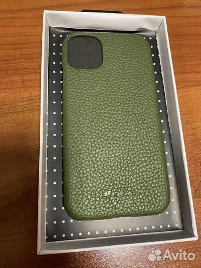 Чехол на iPhone 11