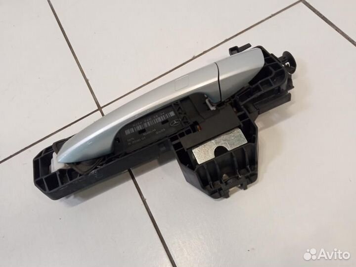 Ручка двери задней наружная левая Mercedes-Benz M