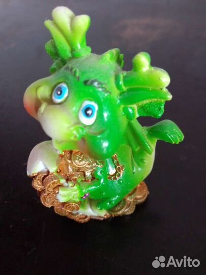 Статуэтки- мышки, зайчик, дракончик,девочка 