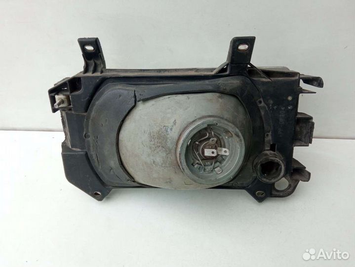 Фара передняя правая Volkswagen Transporter T4