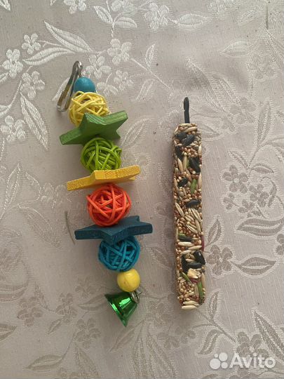 Игрушки для птиц
