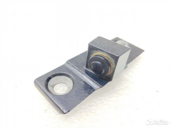 Петля двери задняя правая Bmw 5-Series E60 2.5