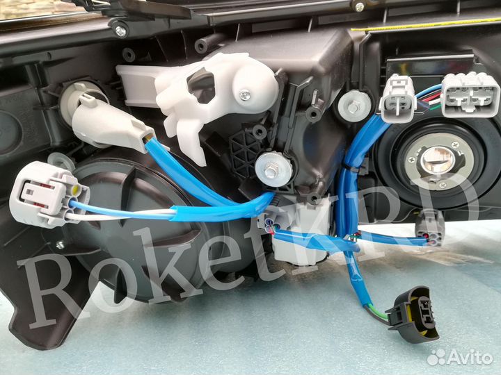 Фары Land Cruiser 200 07-2015г Brownstone