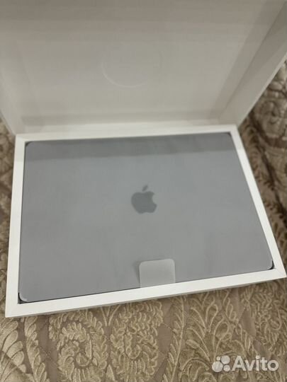 Macbook air 15 M3 8/256
