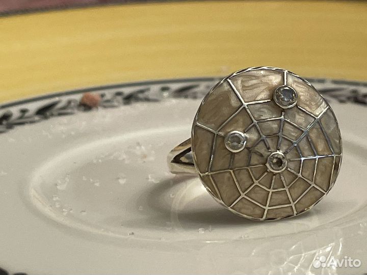 Кольца женские