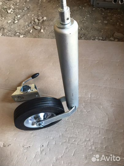 Опорный колесо наприцеп