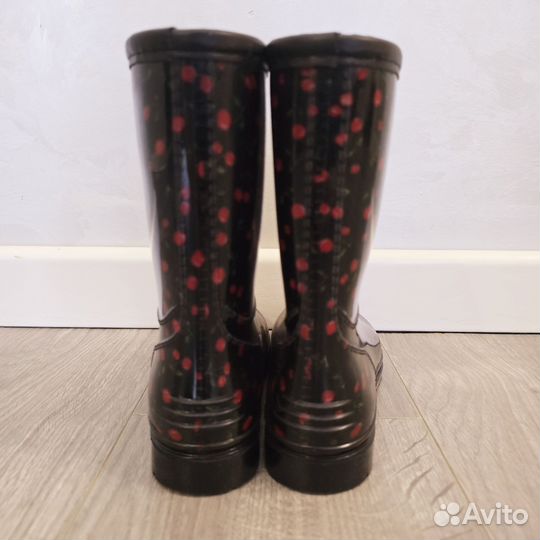 Детские резиновые сапоги