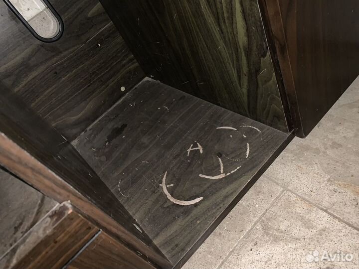 Тумба под телевизор