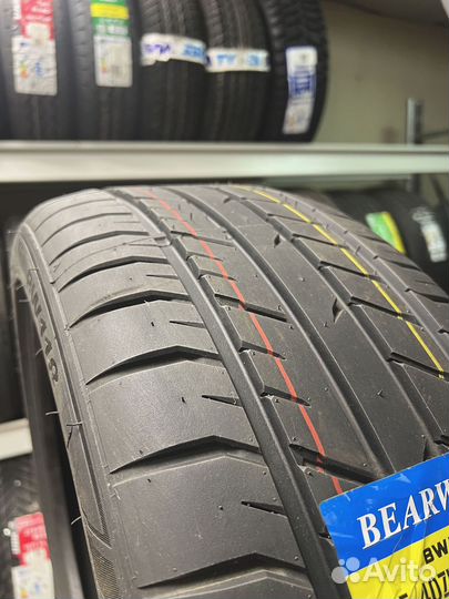 Bearway BW118 295/30 R20 128U