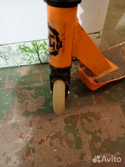 Детский трюковой самокат Б/У