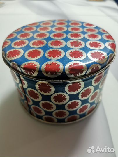 Жестяная коробка СССР