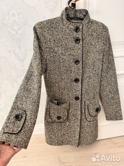 Пальто женское демисезонное 42