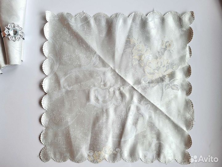 Салфетки на стол сервировочные