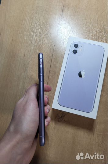 iPhone 11, 64 ГБ