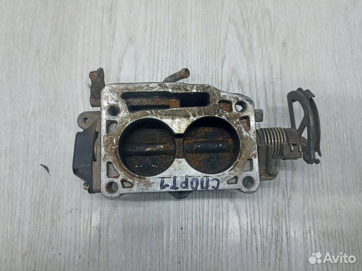 Дроссельная заслонка Kia Sportage 1