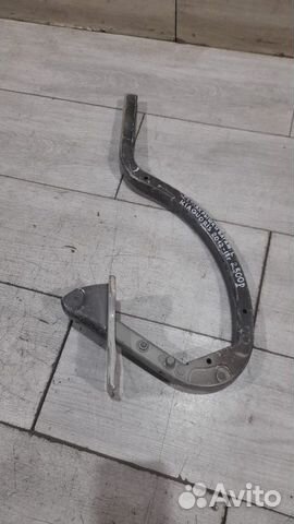 Петля крышки багажника левая Kia Quoris С 2012 По