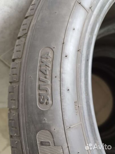 Goodyear EfficientGrip SUV 4x4 225/55 R19