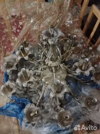 Люстра потолочная новая