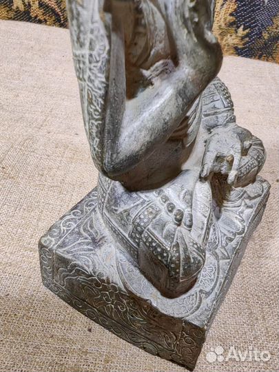 Статуэтка бронза