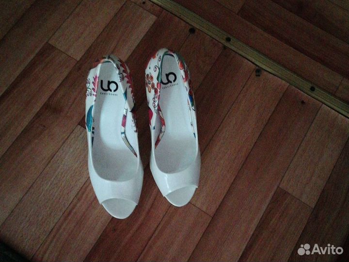 Туфли женские 38 размер новые