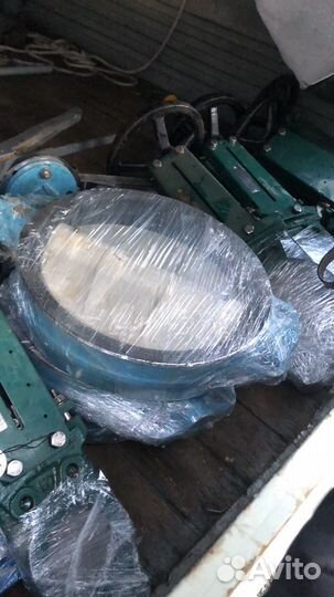 Продам задвижки