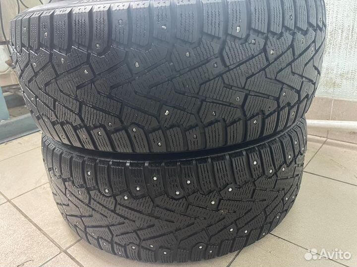 Pirelli Ice Zero 235/55 R17
