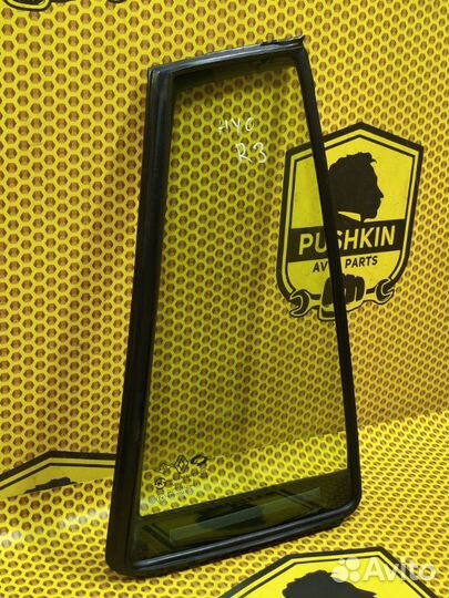 Стекло двери форточка заднее правое Renault Koleos