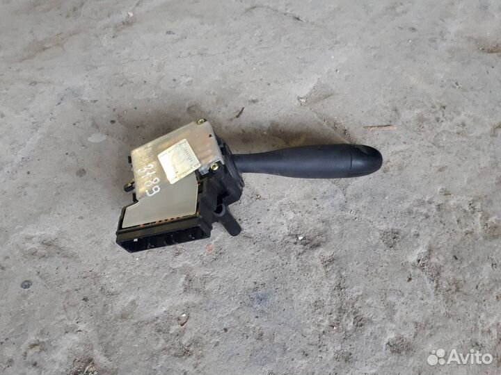 Переключатель поворотов Hyundai Getz 2005 32932A