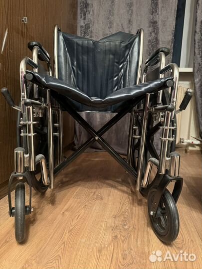 Инвалидная коляска