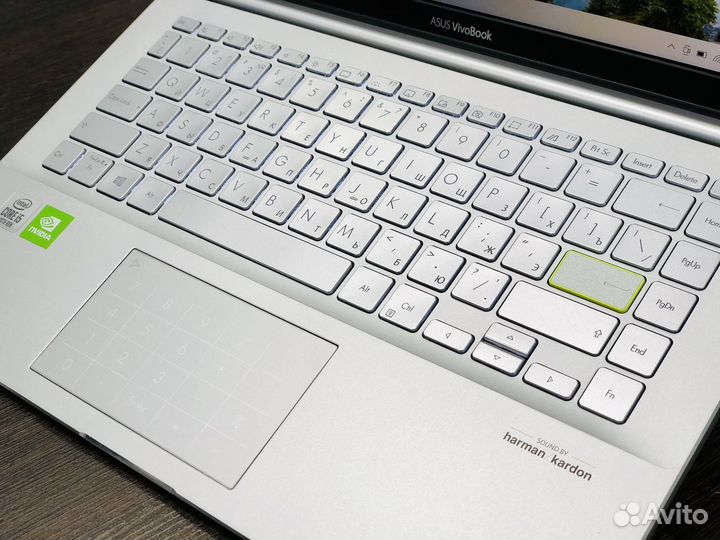 Asus VivoBook 14