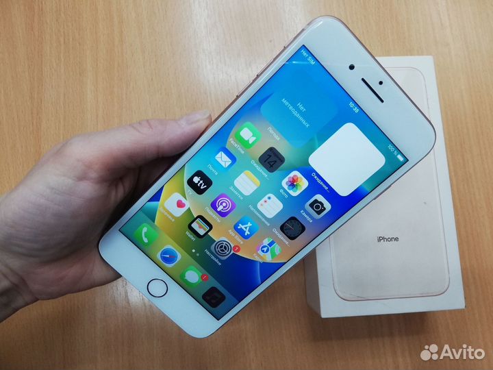 iPhone 8 Plus, 64 ГБ